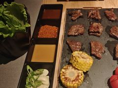 -左庭右院鲜牛肉火锅黑金店(陆家嘴中心店)