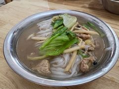 -电厂猪脚粉快餐店