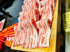 -宽板凳老灶火锅(台湾街店)