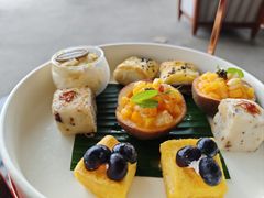 -亚龙湾喜来登·美景台大堂吧