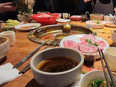 -城墙拐拐火锅(三峡广场黑金冠店)