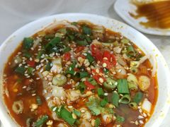 冒脑花-蜀串香牛杂火锅串串