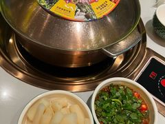 -润园四季椰子鸡火锅(卓越INTOWN店)