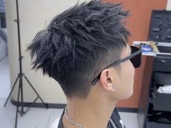 -鸿通城购物中心