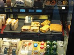 面包甜点陈列柜-星巴克(深圳丹竹头分店)
