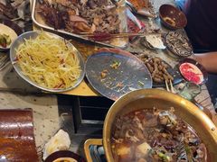 -破瓦寒窑·地摊烤羊排