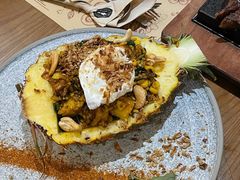 -Mark&Mars Restaurant