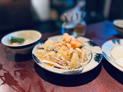 -Cuc Gach Quan Restaurant