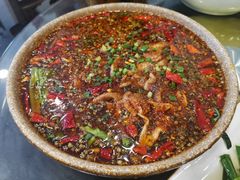 -石磨豆花家常菜·牦牛排土火锅