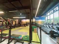 -LikingFit24小时健身•普拉提(张江店)