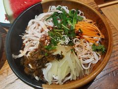 -滇香肴·云南菜蒸汽石锅鱼(云南北路店)