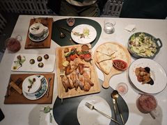 -ins森林童话餐厅coffee&bistro