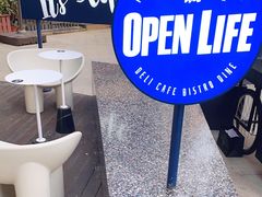 -The open life(万象城店)