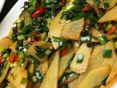 -蔼若春.传承三十年云南菜(金碧公园店)
