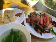 -88号小吃店·经典云南菜·地道纳西美食