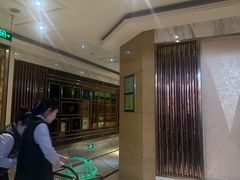 -欢乐空间KTV(奥山世纪城店)