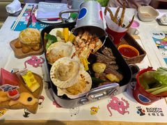 -水桶王国主题餐厅·聚会·生日派对·亲子活动·家庭套餐(亚龙湾希尔顿店)