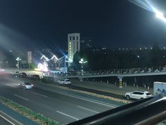-滨河世纪广场公园