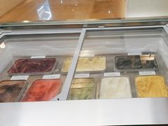 -上海浦东假日酒店逸庭咖啡厅