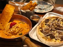 -I HOLIC艾豪丽披萨(KKone店)