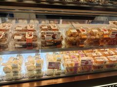-鲍师傅糕点(江苏路店)
