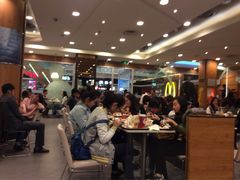 大堂-肯德基(天鹅湖万达店)