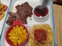 -菲滋意式餐厅(金华银泰城店)