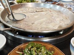 -老来福·非遗酸汤兔(凯旋路店)