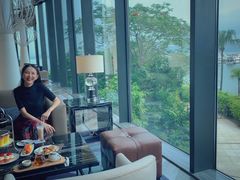 靠窗位-希尔顿南海酒店·观廊大堂吧·海景下午茶