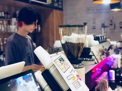 -ZING COFFEE 镜咖啡