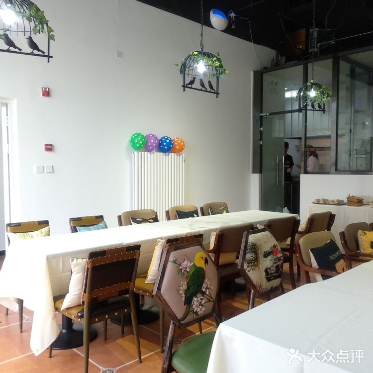 自从办了会员卡餐和饮品送到家里。