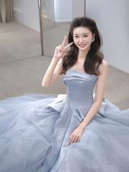 -洋洋婚纱品牌集合店