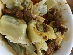 拌馄饨-潘国仙耳光馄饨(黄家阙路店)