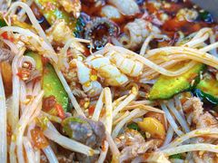 -周良天山牛杂城(天山路总店)