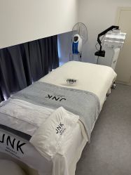 -JNK皮肤管理中心