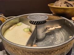 三拼锅底-巴奴毛肚火锅(七宝领展广场店)