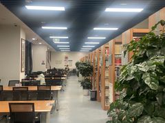 -西安市长安区图书馆