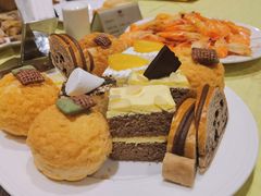 -安徽饭店·白鹭阁自助餐厅(梅山路店)