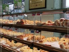 面包甜点陈列柜-新侨三宝乐面包店(崇文门店)