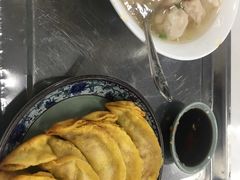 -金陵老丁家馄饨(新街口店)