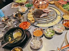-GOGIYA·咕叽吖韩国传统烤肉店(东方新天地店)