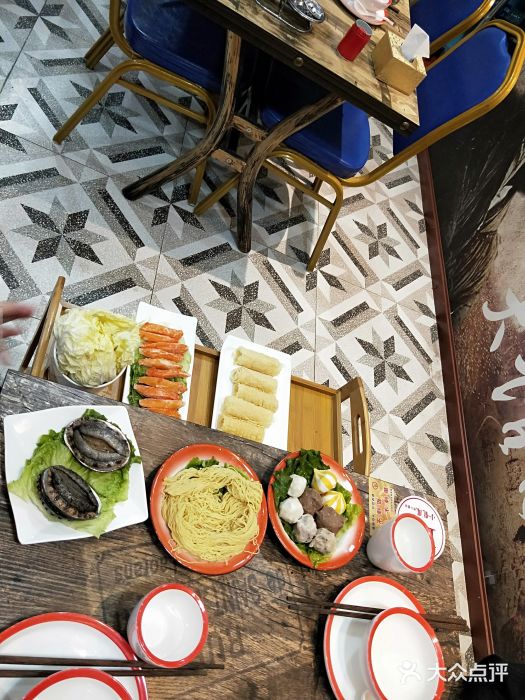 小龍鳳·港式海鲜打边炉(沙湖路店)图片