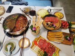 -菌子鲜汤野生菌锅