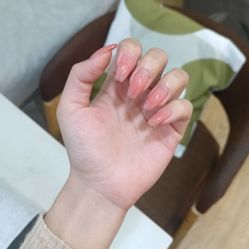 -美斯洛美甲美睫连锁店