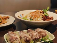 -大头虾越式风味餐厅(光明广场店)