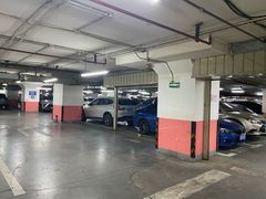 -中山公园-龙之梦停车场