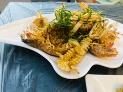 -覃记海鲜美食餐厅