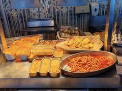 -怡豪大饭店·49楼旋转自助餐厅