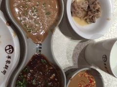 -羊家胡同·龙虾烧烤火锅(龙汇路店)