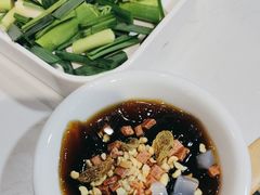 -鲁员外地锅鸡地锅鱼(古墩路店)